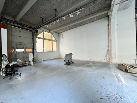 Locaux d'activit&eacute; - A LOUER - 519 m&sup2; non divisibles 6055 93300 Aubervilliers