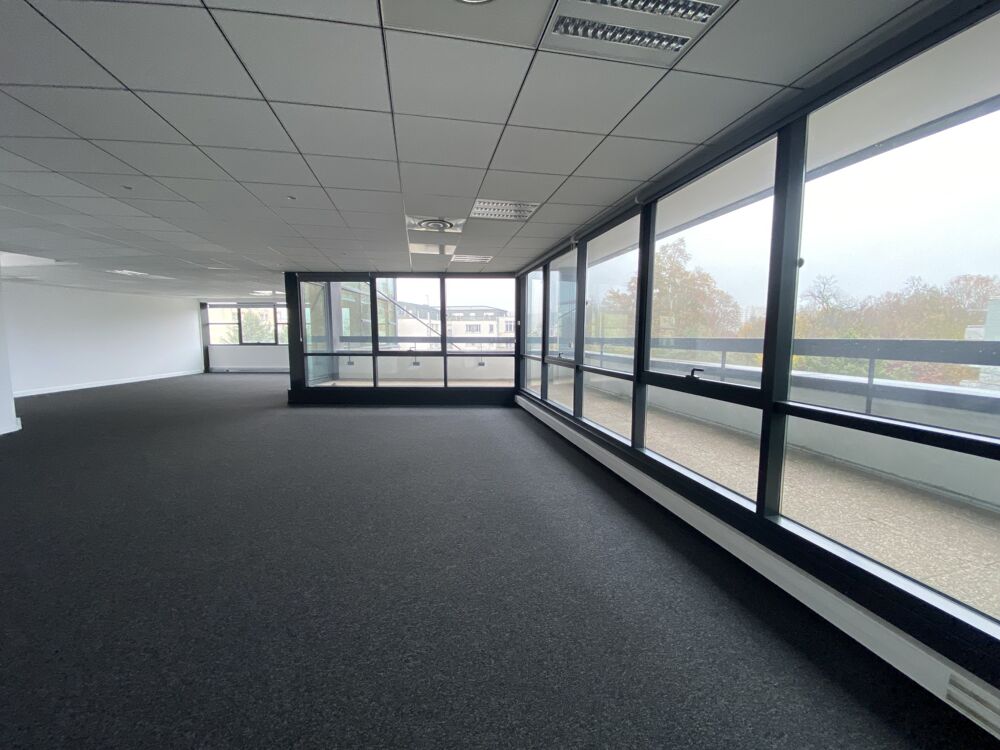   Bureaux - A LOUER - 260 m² non divisibles Chelles