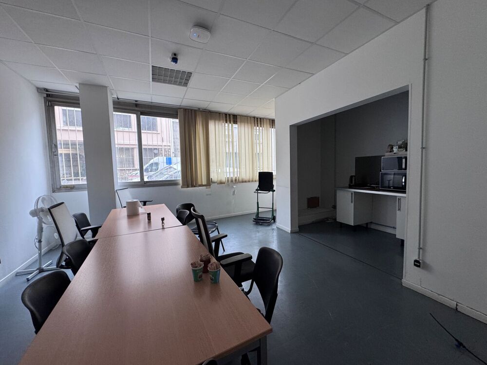   Bureaux - A VENDRE - 141 m² non divisibles Paris 13