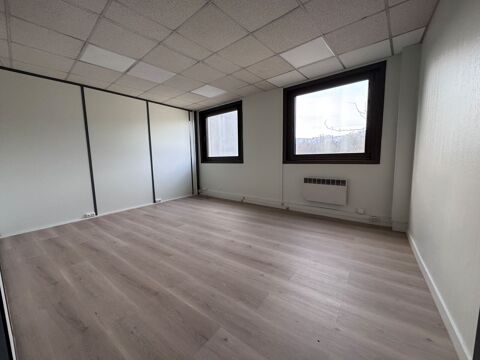 Bureaux - A LOUER - 138 m&sup2; non divisibles 1495 93110 Rosny sous bois