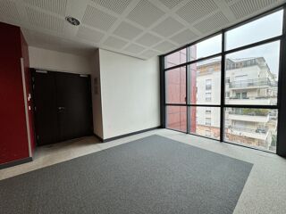   Locaux d'activité - A LOUER - 178 m² non divisibles Rosny sous bois