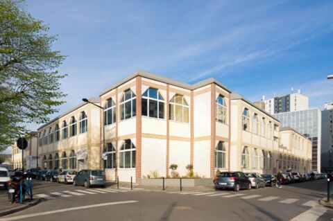Locaux d'activit&eacute; - A LOUER - 519 m&sup2; non divisibles 6055 93300 Aubervilliers