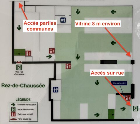   Locaux commerciaux - A VENDRE - 110 m² non divisibles 