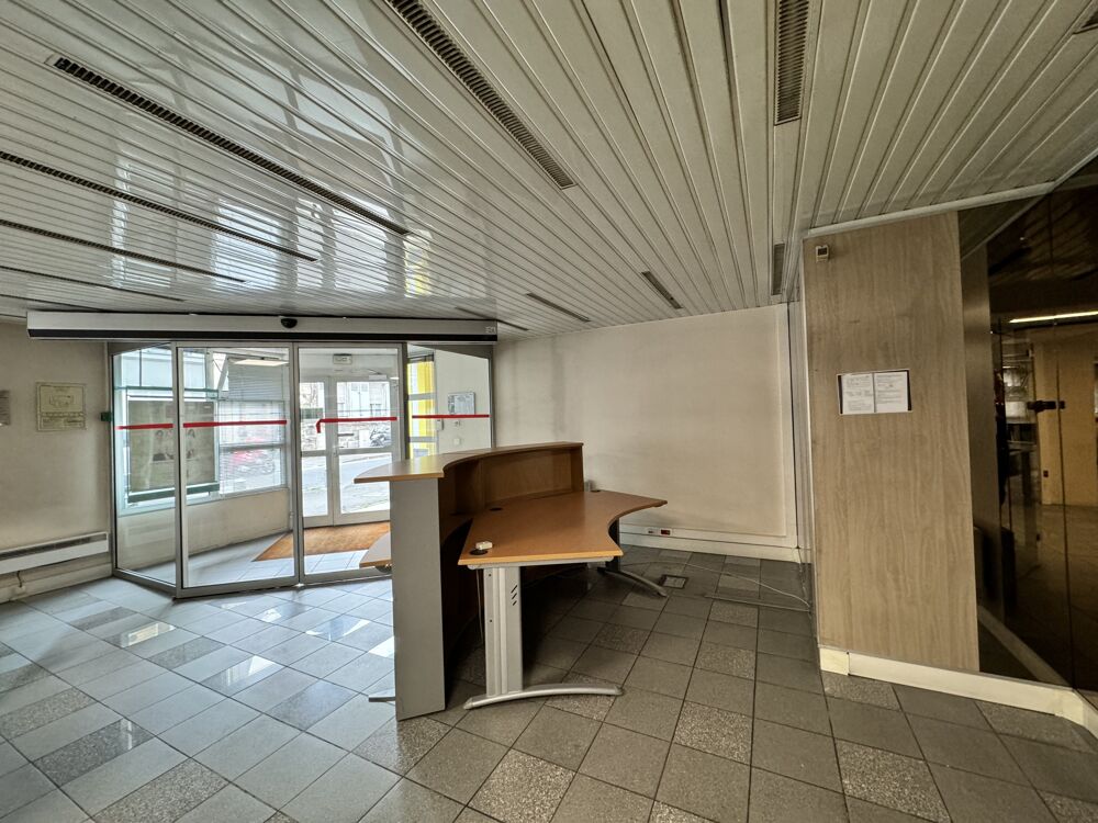   Bureaux - A LOUER - 172 m² non divisibles Ivry sur seine