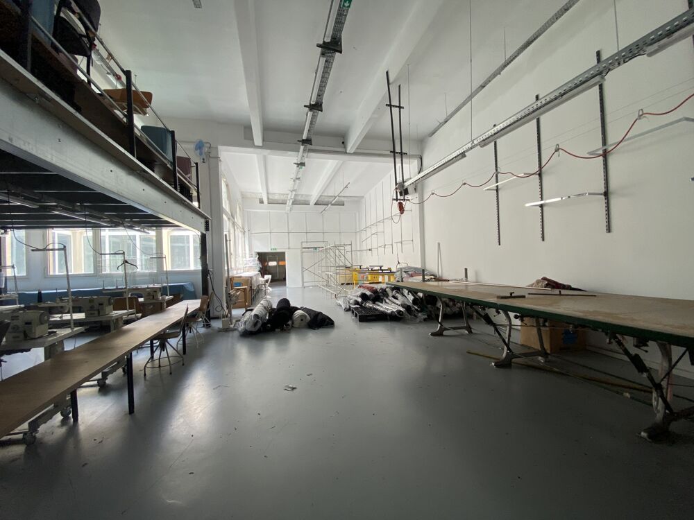   Locaux d'activité - A LOUER - 519 m² non divisibles Aubervilliers