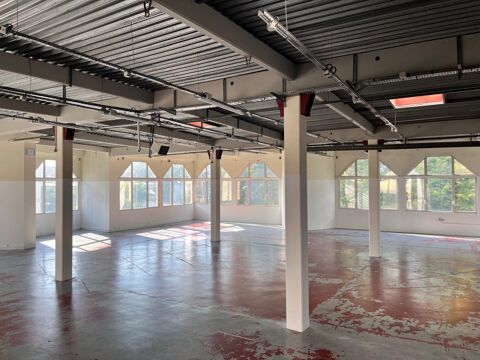   Locaux d'activité - A LOUER - 1 139 m² divisibles à partir de 519 m² 