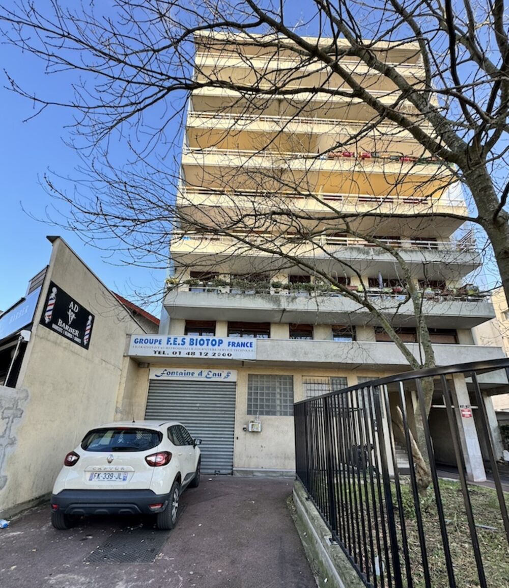   Locaux d'activité - A VENDRE - 413 m² non divisibles 