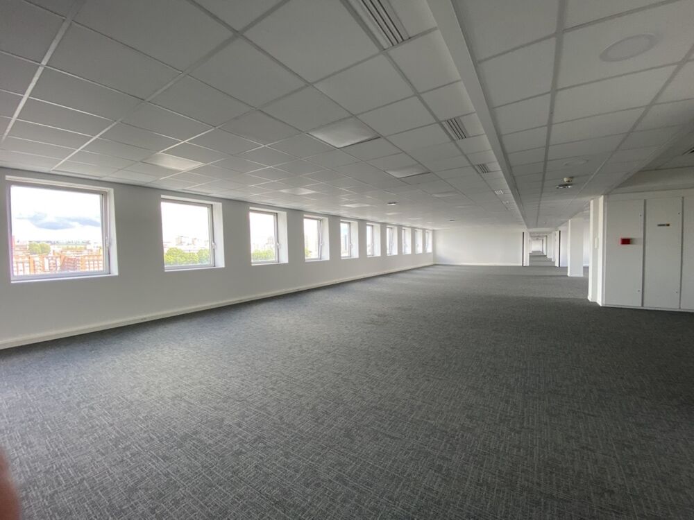   Bureaux - A LOUER - 150 m² non divisibles Ivry sur seine