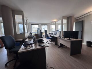   Bureaux - A VENDRE - 204 m² non divisibles Montreuil
