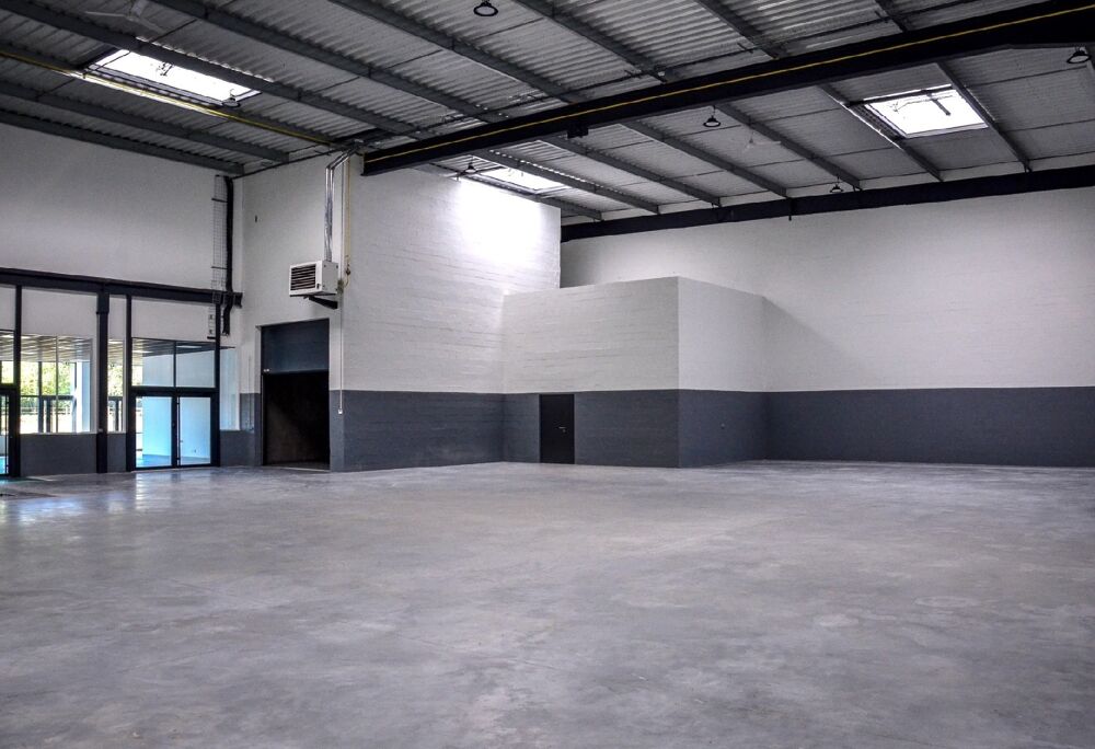  Parc Spirit de l'Etang - 21 993 m² divisibles à partir de 450 m² 