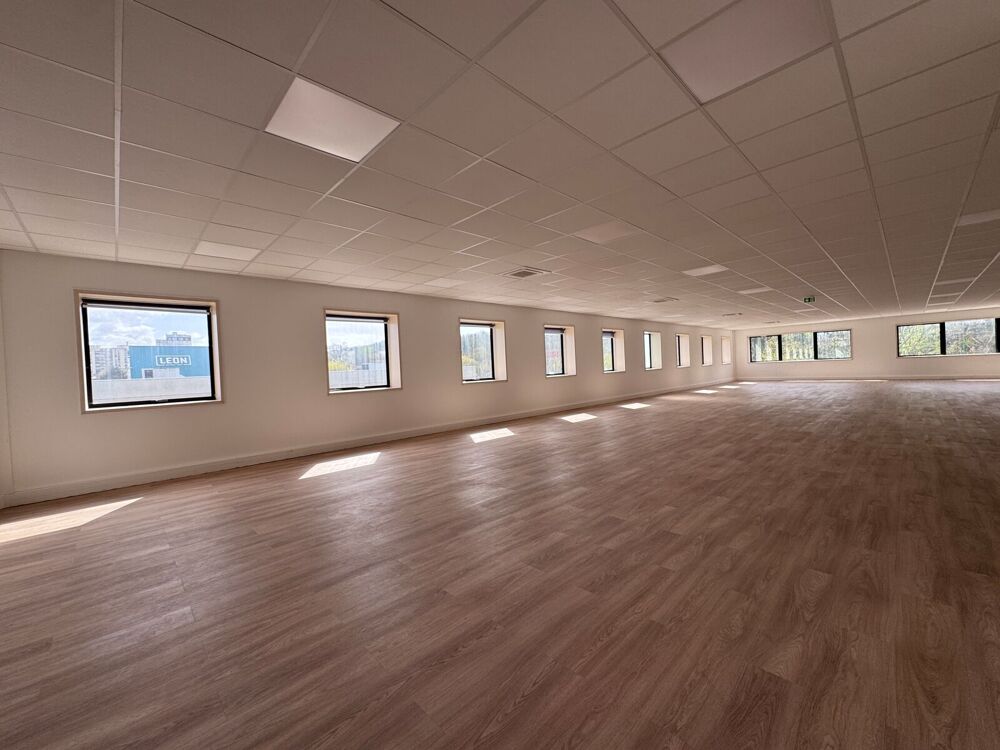   Bureaux - A LOUER - 281 m² non divisibles Rosny sous bois