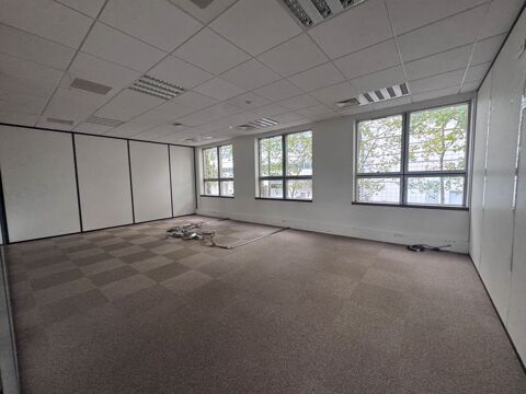   Bureaux - A VENDRE - 331 m² non divisibles 