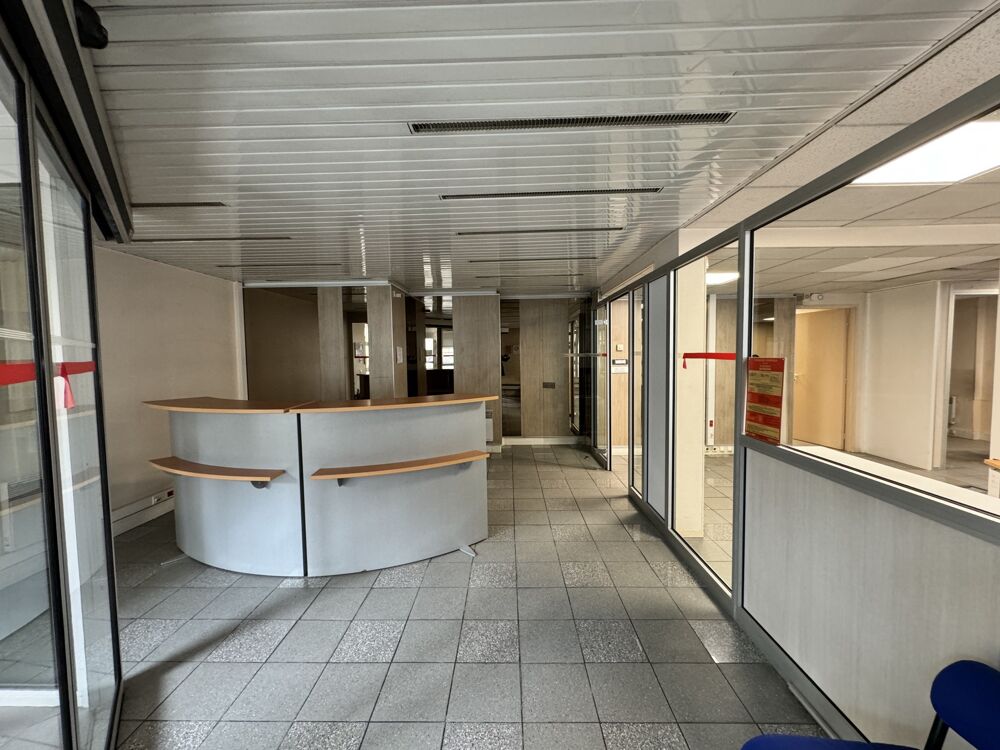   Bureaux - A LOUER - 172 m² non divisibles Ivry sur seine