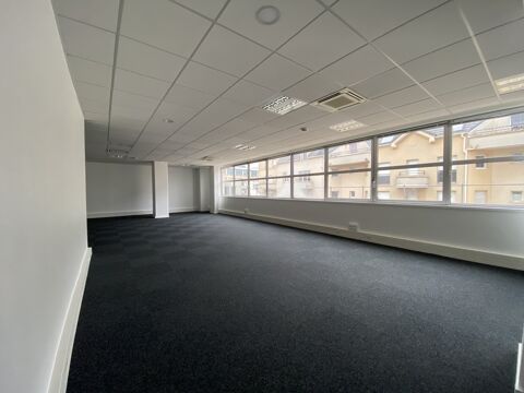 Bureaux - A LOUER - 135 m&sup2; non divisibles 1800 94140 Alfortville