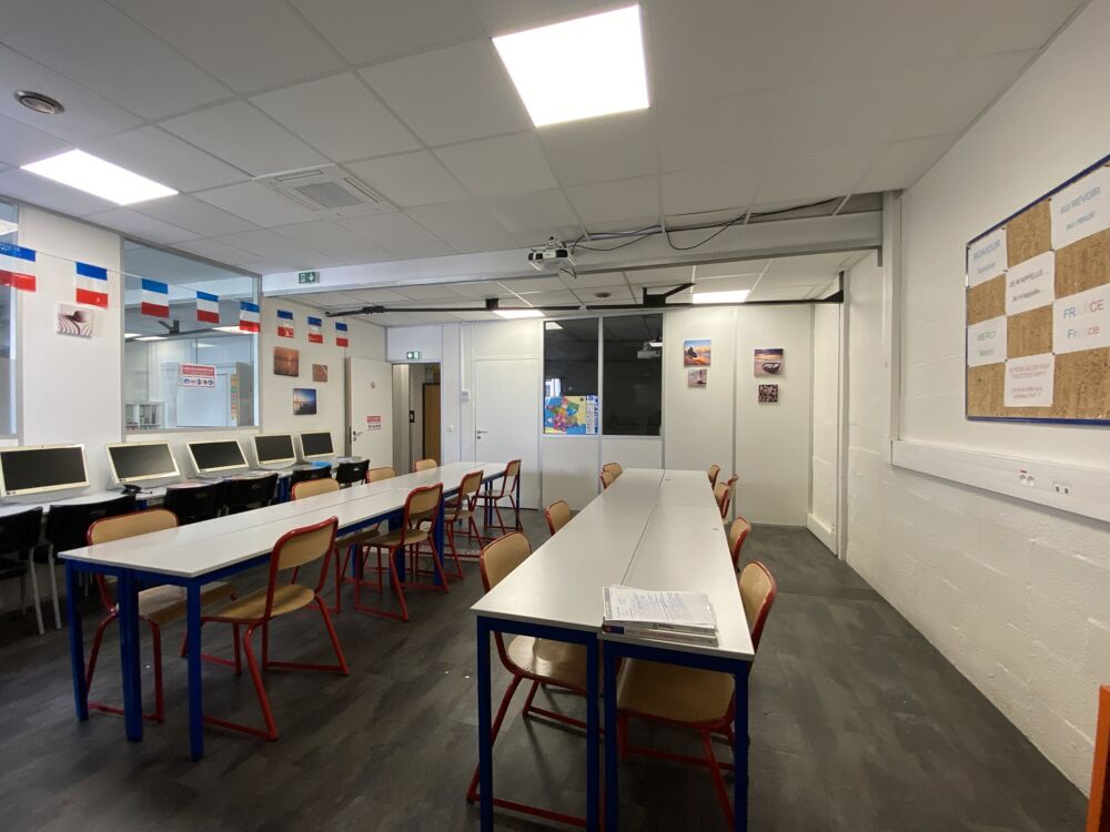   Bureaux - A LOUER - 352 m² non divisibles Montreuil