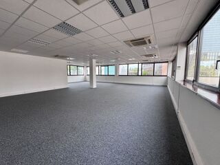   Bureaux - A LOUER - 737 m² divisibles à partir de 61 m² Bagnolet