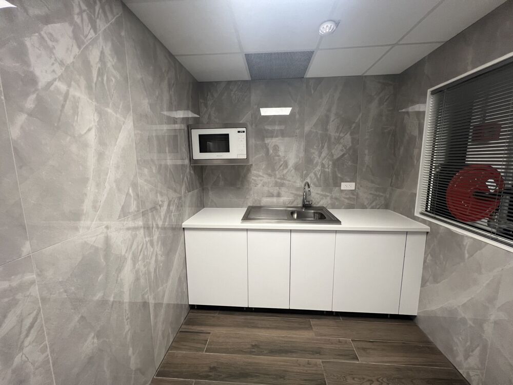   Bureaux - A LOUER - 193 m² divisibles à partir de 25 m² Pantin