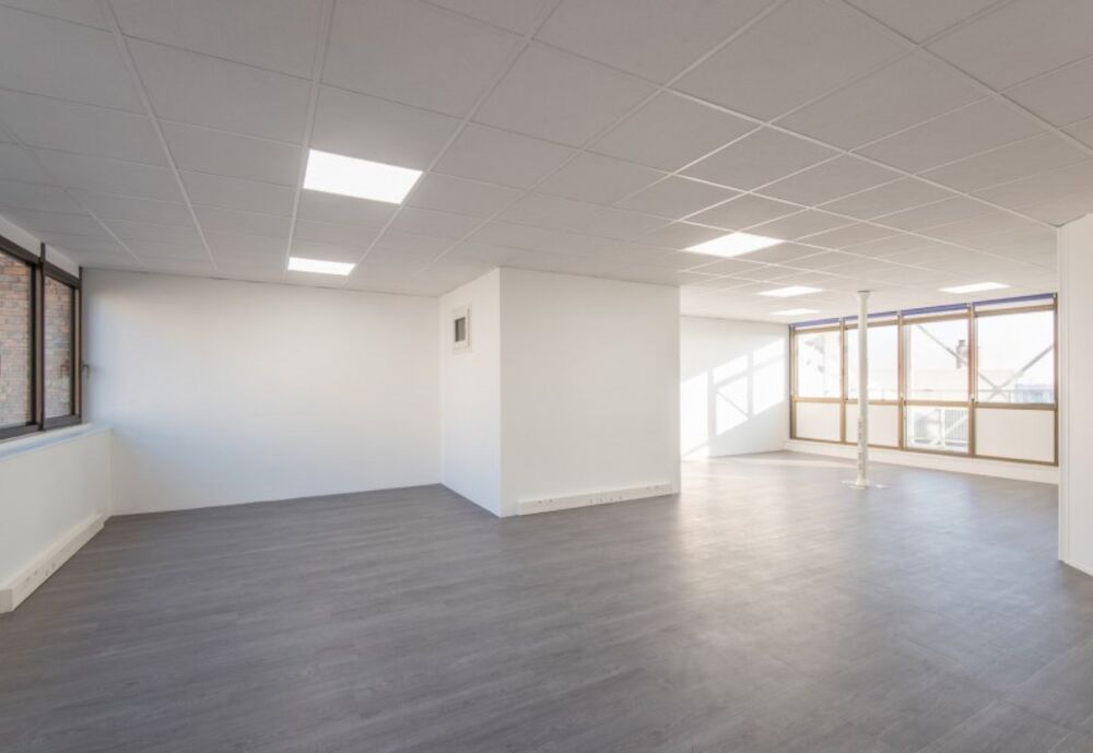   Bureaux - A LOUER - 82 m² non divisibles Montreuil