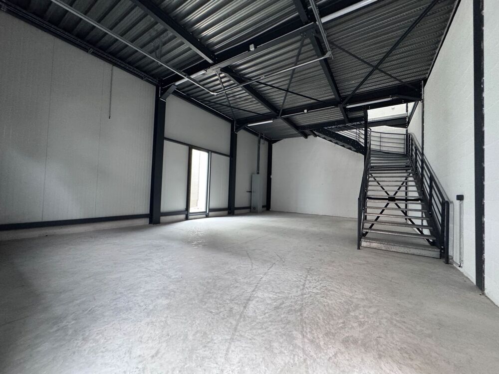   35 RUE JEAN LOLIVE 93170 BAGNOLET - 130 m² non divisibles 