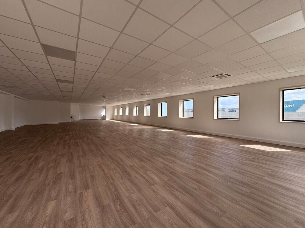   Bureaux - A VENDRE - 255 m² non divisibles Rosny sous bois
