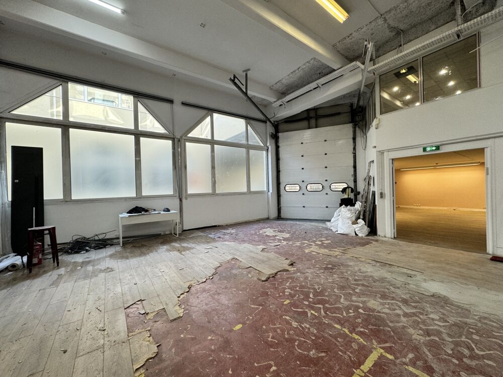   Locaux d'activité - A LOUER - 519 m² non divisibles Aubervilliers