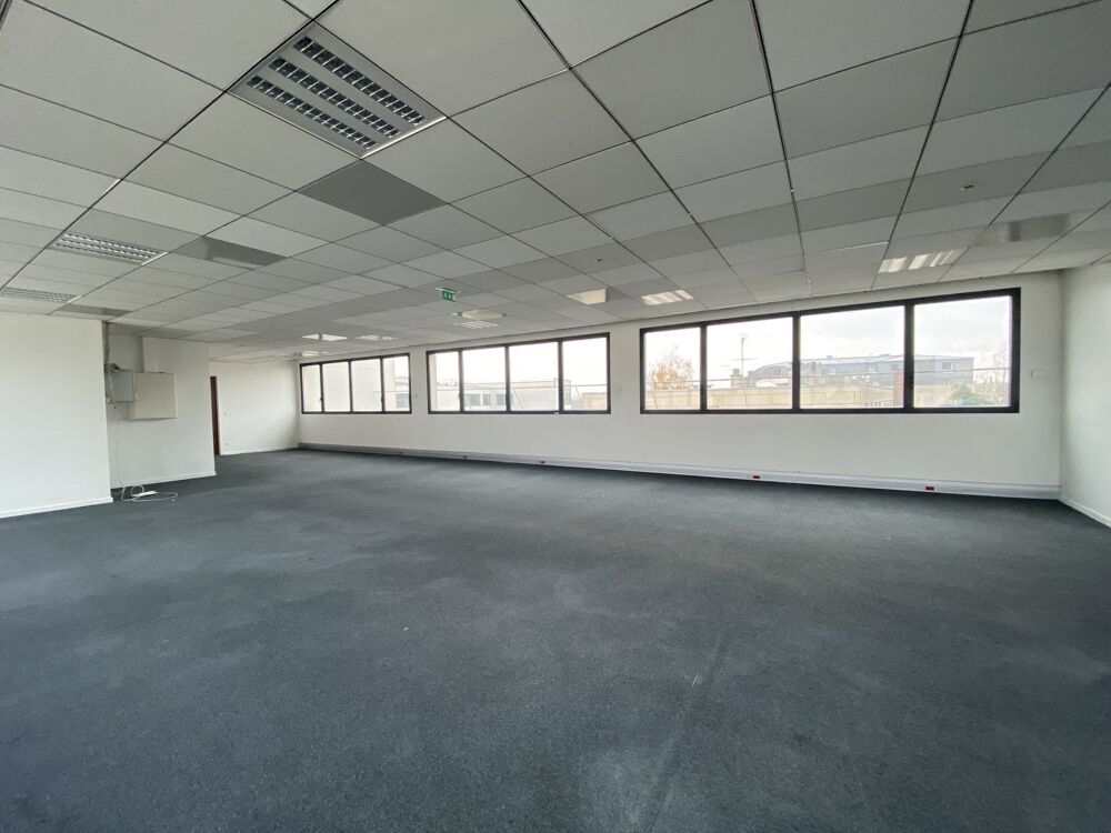  Bureaux - A LOUER - 580 m² divisibles à partir de 260 m² Chelles
