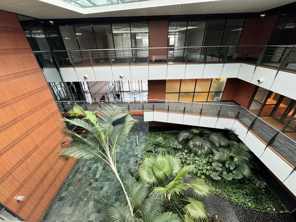   Bureaux - A LOUER - 3 004 m² divisibles à partir de 246 m² Rosny sous bois