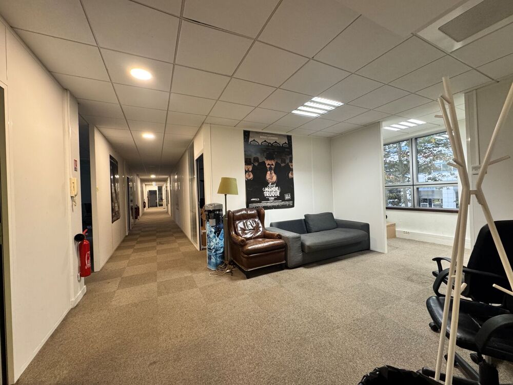   Bureaux - A VENDRE - 331 m² non divisibles Montreuil