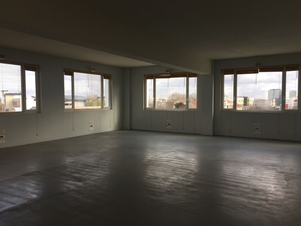   Bureaux - A LOUER - 210 m² non divisibles Montreuil