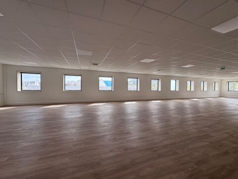 Bureaux - A VENDRE - 255 m&sup2; non divisibles 714000 93110 Rosny sous bois