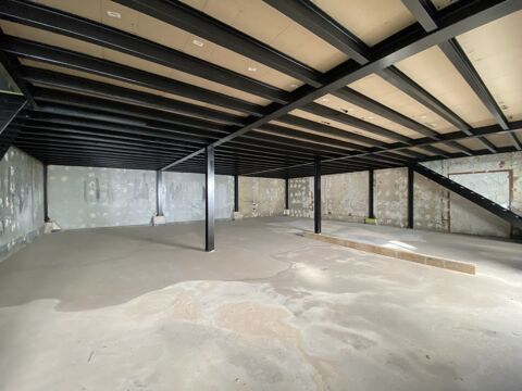   Locaux d'activité - A LOUER - 280 m² non divisibles 