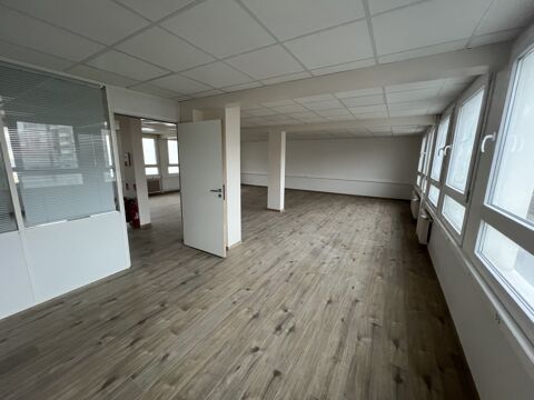 Bureaux - A LOUER - 125 m&sup2; non divisibles 1563 94200 Ivry sur seine