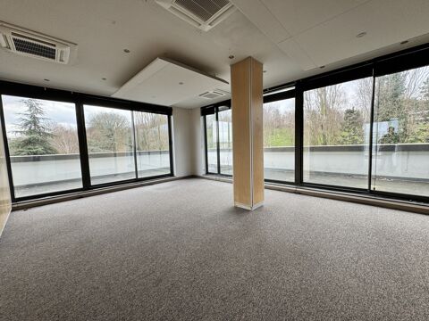 Bureaux - A LOUER - 567 m&sup2; non divisibles 6851 93110 Rosny sous bois