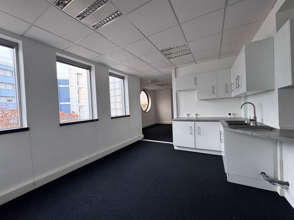   Bureaux - A LOUER - 370 m² non divisibles Montreuil