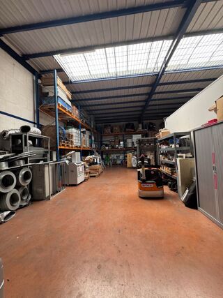   18 / 24 ALLÉE LOUIS BREGUET 93420 VILLEPINTE - 250 m² non divisibles Villepinte