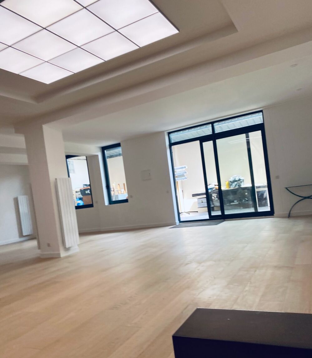  Bureaux - A VENDRE - 263 m² non divisibles Montreuil