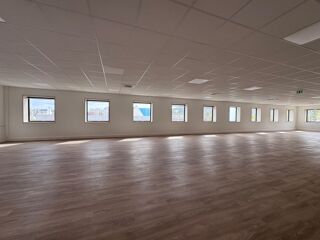   Bureaux - A VENDRE - 255 m² non divisibles Rosny sous bois