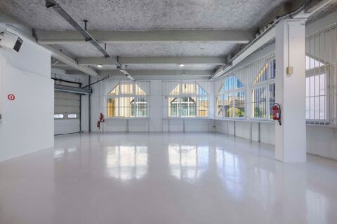   Locaux d'activité - A LOUER - 1 139 m² divisibles à partir de 519 m² 