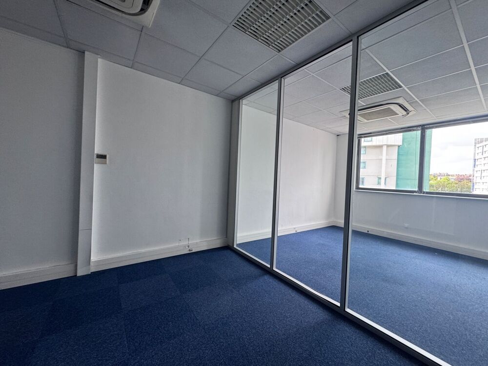   Bureaux - A LOUER - 817 m² divisibles à partir de 61 m² Bagnolet