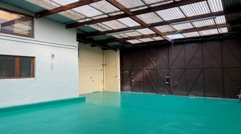 Locaux d'activit&eacute; - A LOUER - 1&nbsp;069 m&sup2; non divisibles 12000 93170 Bagnolet