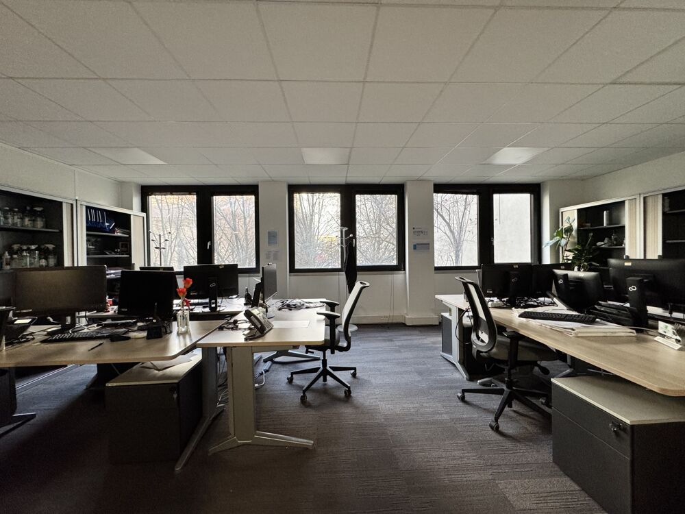   Bureaux - A LOUER - 106 m² non divisibles Charenton le pont