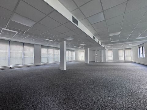   Bureaux - A LOUER - 585 m² divisibles à partir de 175 m² 