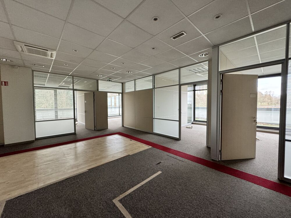   Bureaux - A LOUER - 246 m² non divisibles Rosny sous bois