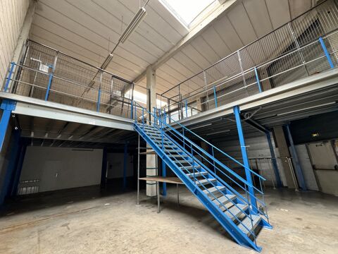   Locaux d'activité - A LOUER - 753 m² divisibles à partir de 374 m² 