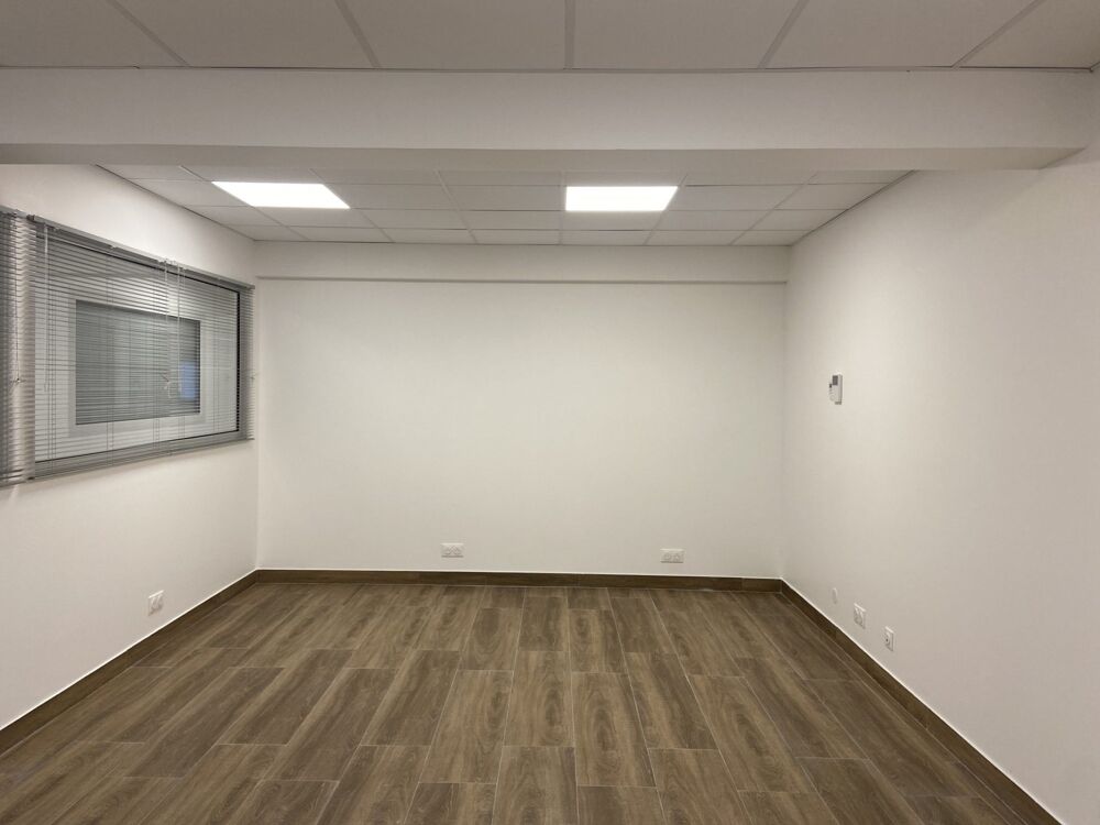   Bureaux - A LOUER - 193 m² divisibles à partir de 25 m² Pantin
