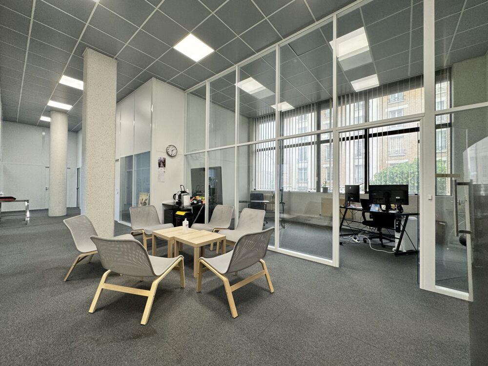   Bureaux - A LOUER - 120 m² non divisibles Montreuil