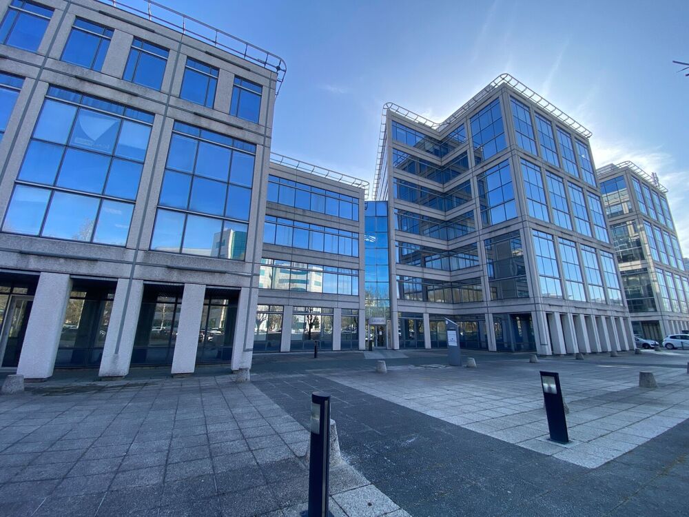   Bureaux - A VENDRE - 397 m² divisibles à partir de 197 m² Villepinte