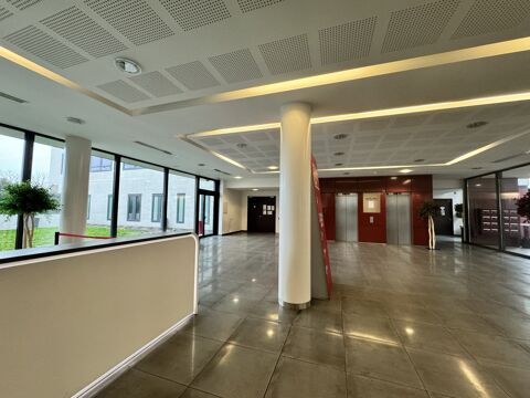 Locaux d'activit&eacute; - A LOUER - 353 m&sup2; non divisibles 5736 93110 Rosny sous bois