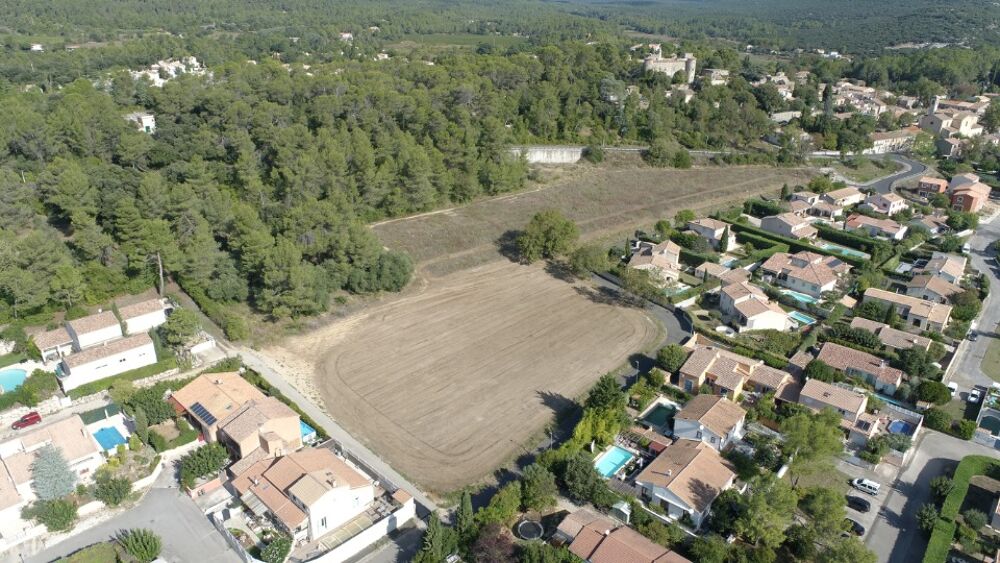 Maison Open de 100 m² proposée ici sur 200 m² de terrain....