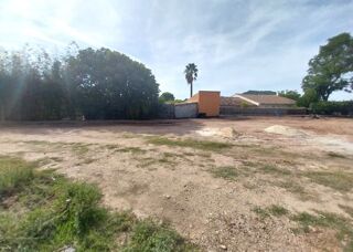  Terrain 687 m� Carnoules